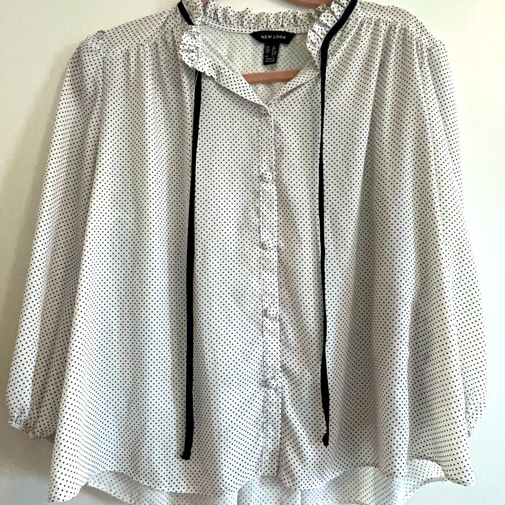 Float Polka Dot Blouse with Sleeve Detail (M)